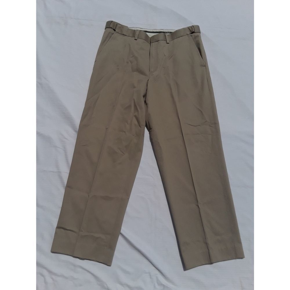 L. L. Bean pleated pant